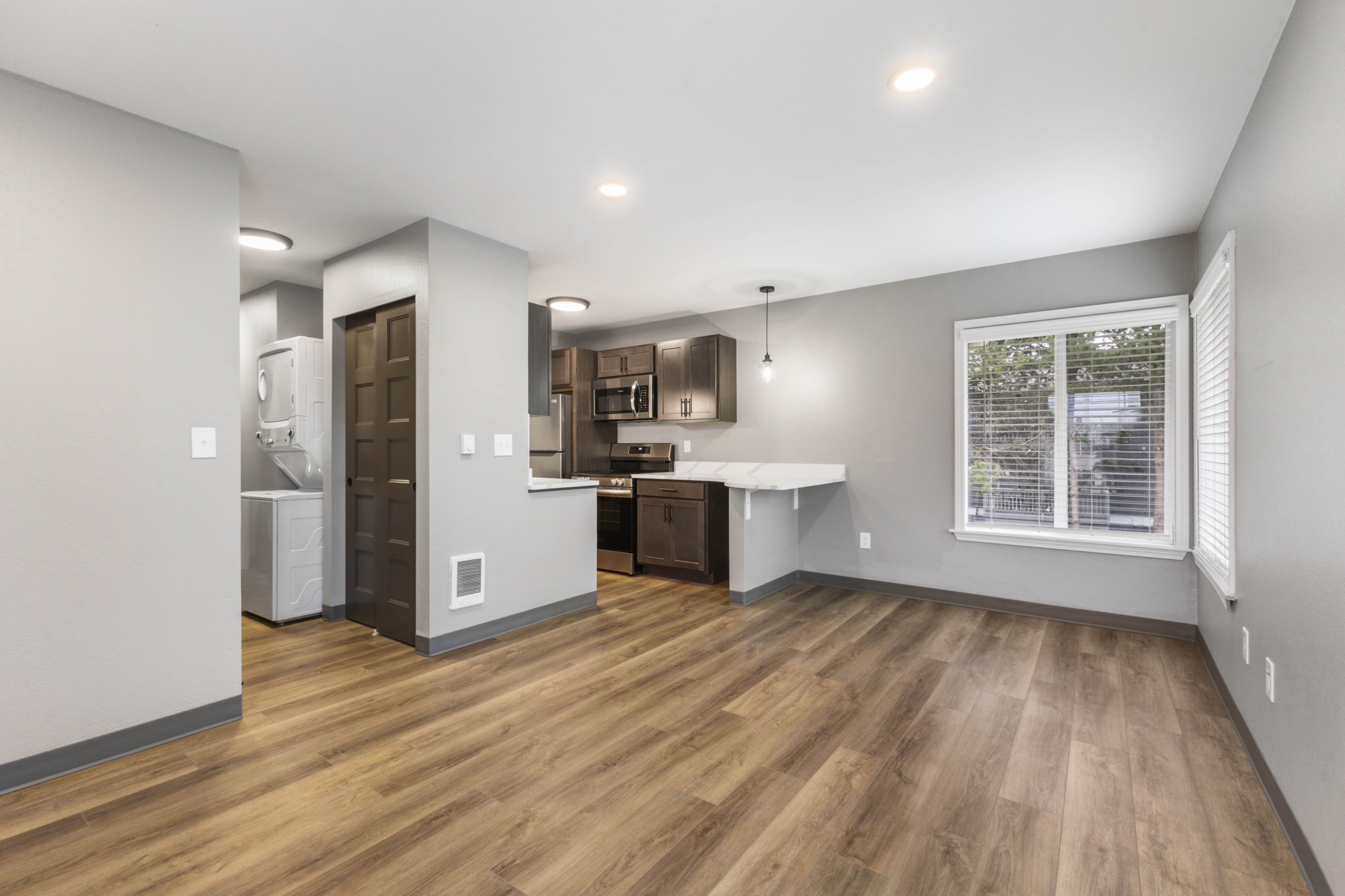 6322 N 26th St - 7115