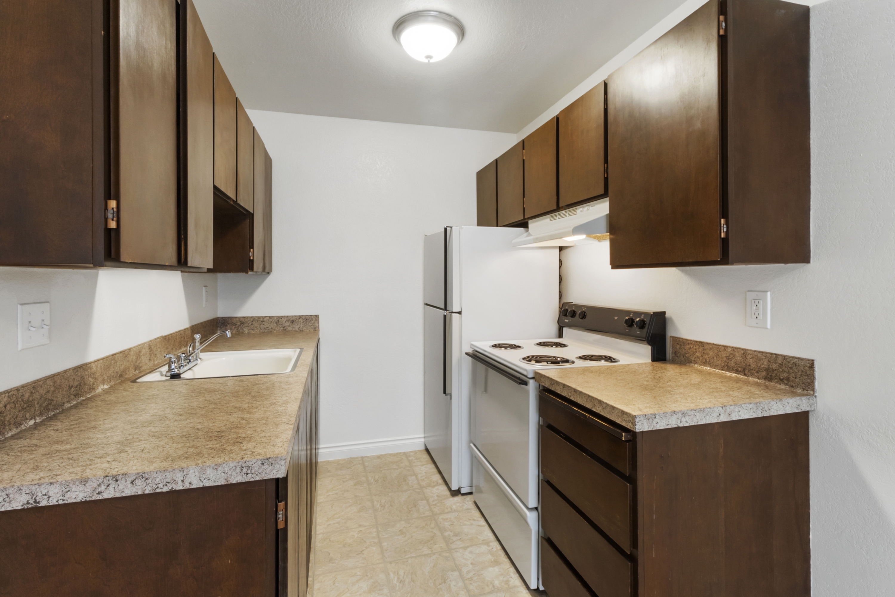 6322 N 26th St - 7101