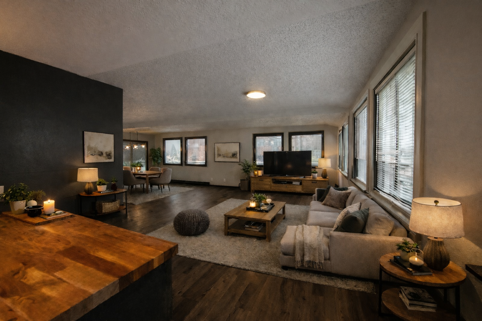 16 North Broadway Street - 60