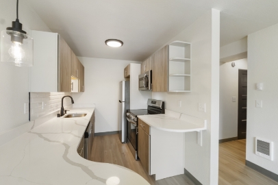6322 N 26th St - 9208