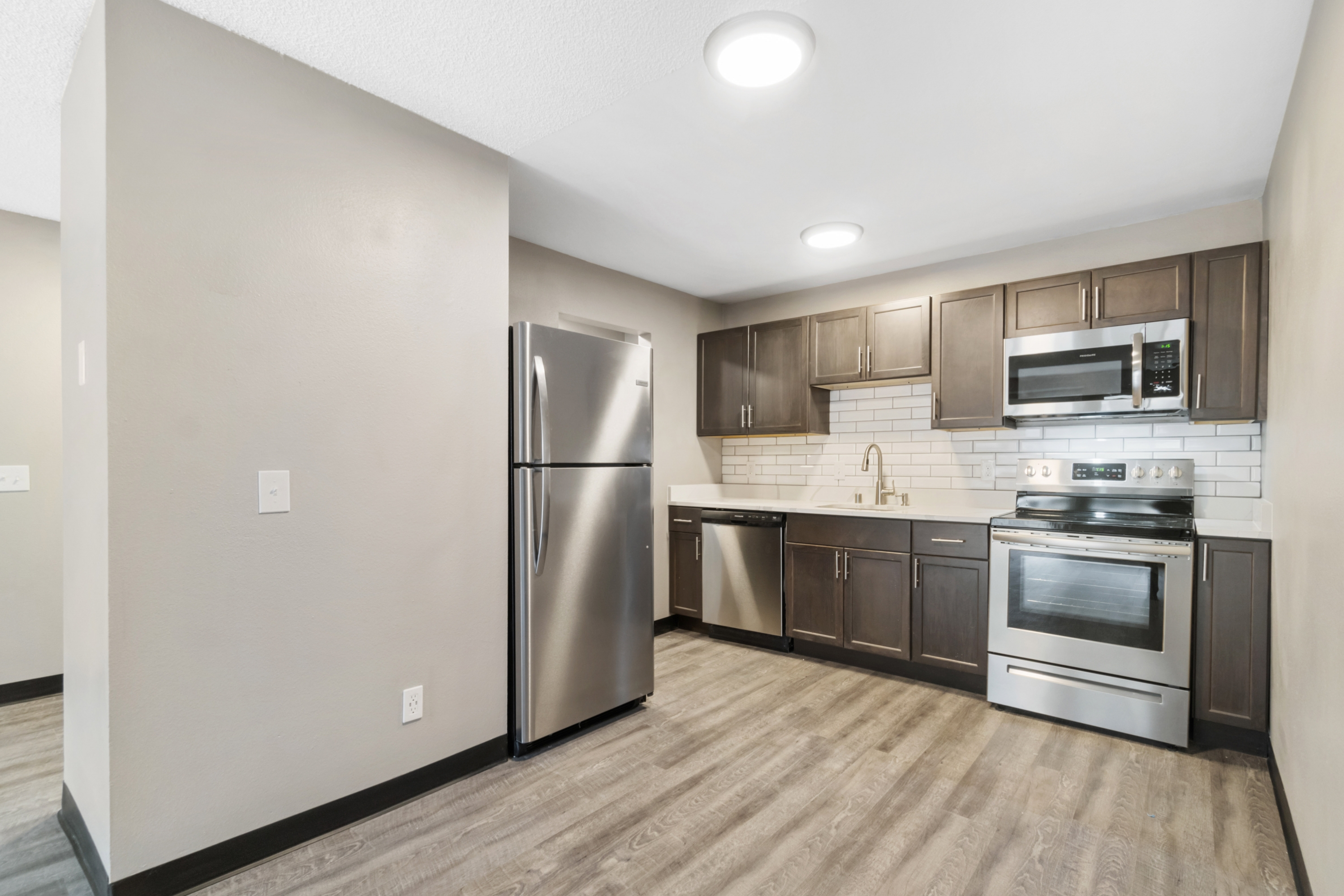 7654 40th Street West - 55