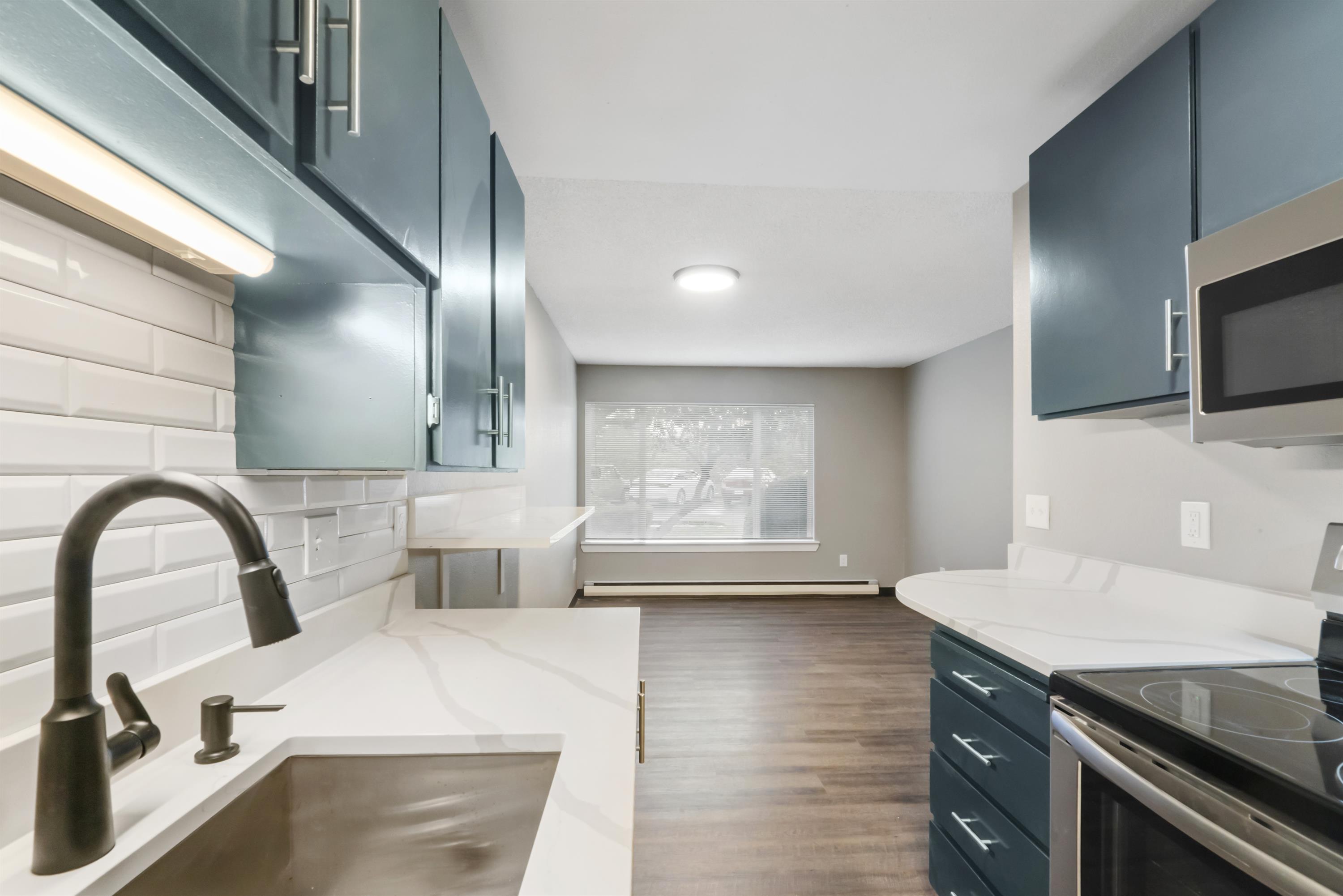 6322 N 26th St - 8103